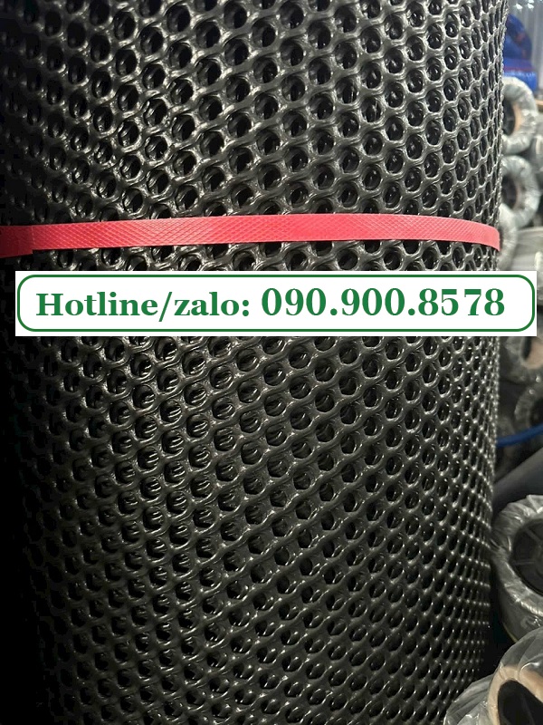 Lưới mắt cáo màu đen dùng trong chăn nuôi